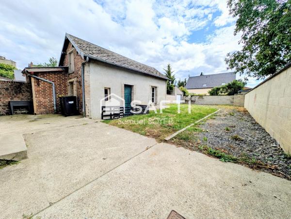 MAISON INDIVIDUELLE, GARAGE, GRANDE DEPENDANCE