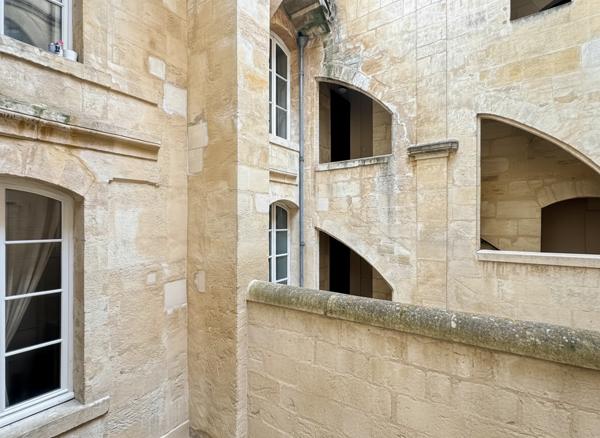 Appartement
         1 pièce
        - 25 m² Exclusivité 120 000 € *
