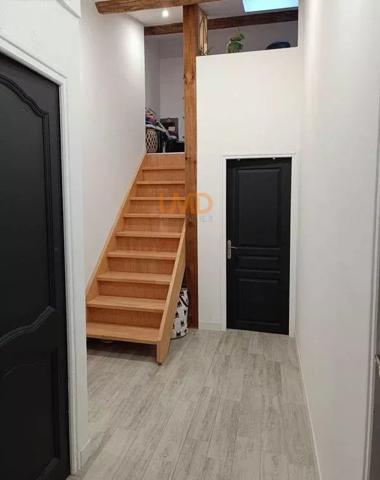 Appartement de standing vue colline St Jacques