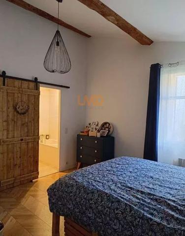 Appartement de standing vue colline St Jacques