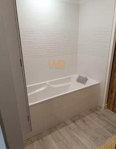 Appartement de standing vue colline St Jacques