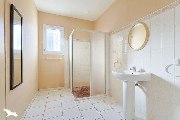 Maison 221 001 € Pineuilh 4 p 100 m² DPE D