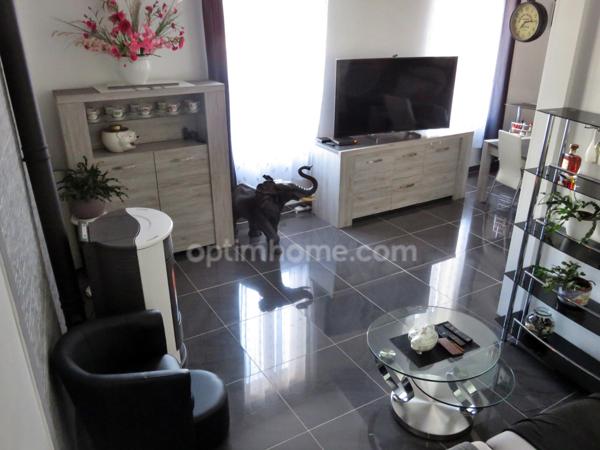✨ Maison 83 m² à Saint-André-de-l’Eure – style atypique & charme unique