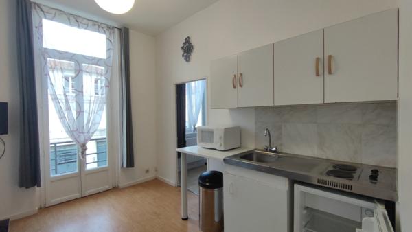 Appartement 2 pièces à louer Rochefort - 17300 / Réf: 1104