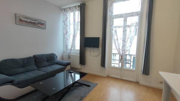Appartement 2 pièces à louer Rochefort - 17300 / Réf: 1104