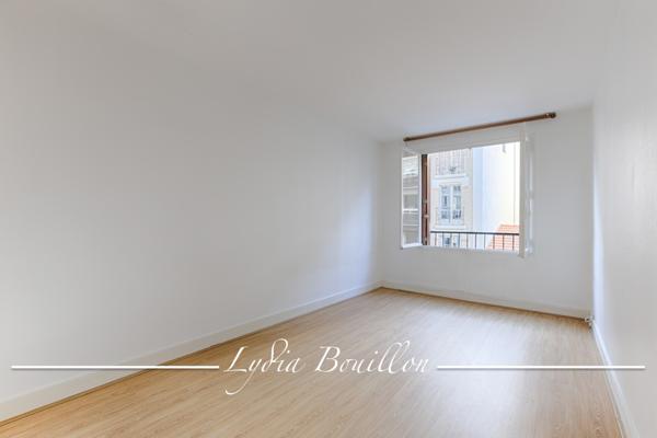 Paris (75020) Paris 20ème, Place Gambetta, 2 Pièces et demie avec balcon