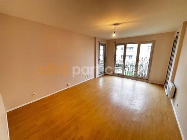 Location Appartement46,81 m² - 2 Pièces - CLERMONT-FERRRAND (63000)