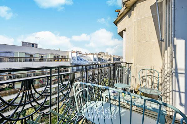 Etage élevé traversant avec balcon-terrasse à Auteuil Sud