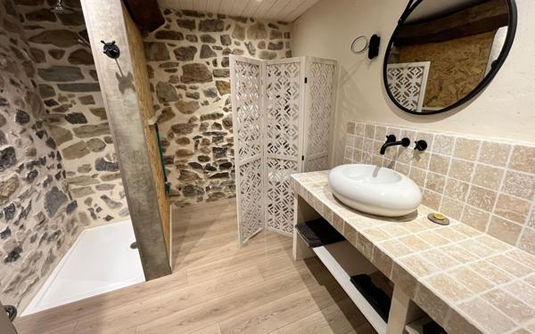 Maison à vendre    5 pièces •  Saint-Paul-le-Jeune