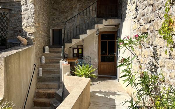 Maison à vendre    5 pièces •  Saint-Paul-le-Jeune