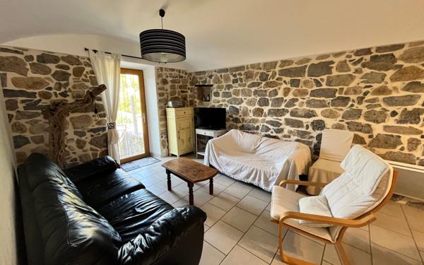 Maison à vendre    5 pièces •  Saint-Paul-le-Jeune