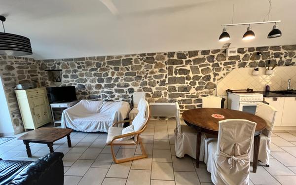 Maison à vendre    5 pièces •  Saint-Paul-le-Jeune