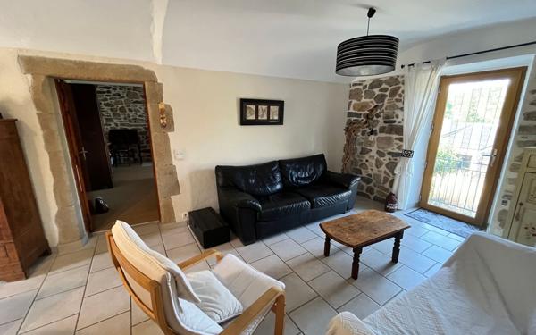 Maison à vendre    5 pièces •  Saint-Paul-le-Jeune