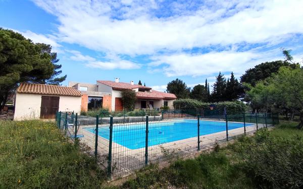 Maison à vendre    5 pièces •  La Palme