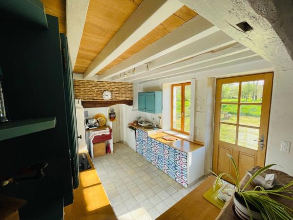 Maison à vendre + grande grange avec terrain de plus de 3'800m² MORNAY BERRY (18)
