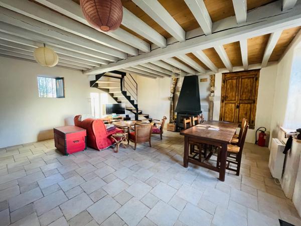 Maison à vendre + grande grange avec terrain de plus de 3'800m² MORNAY BERRY (18)