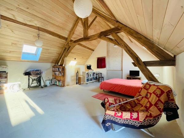 Maison à vendre + grande grange avec terrain de plus de 3'800m² MORNAY BERRY (18)