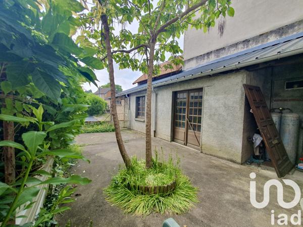 Immeuble à vendre 332 m² Saint-Yrieix-la-Perche