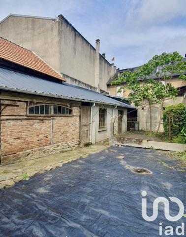 Immeuble à vendre 332 m² Saint-Yrieix-la-Perche