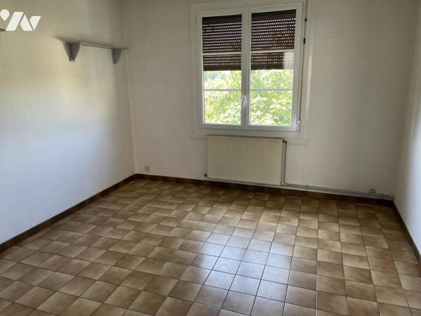 Maison à usage d'habitation 