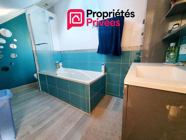 Maison Segré en Anjou Bleu, quartier Noyant La Gravoyere