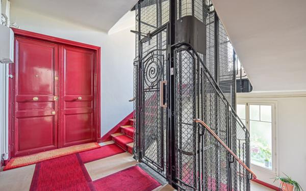 Appartement à louer    3 pièces • 71,08 m2 Paris 11