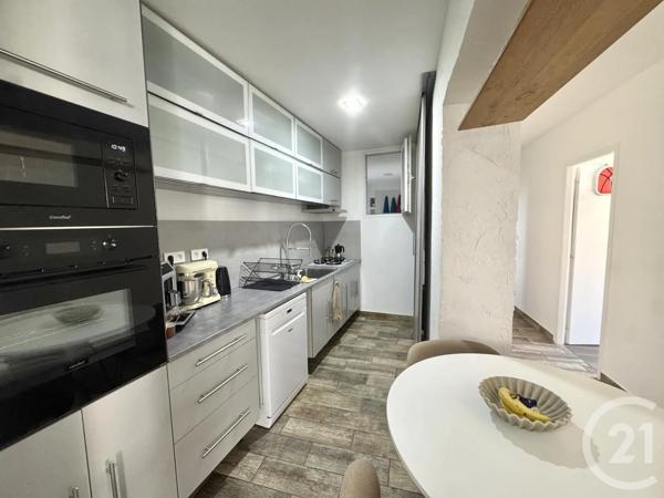 Appartement T5 à vendre  5 pièces - 99,70 m 2   ST FONS  - 69