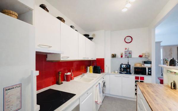 Appartement à vendre    3 pièces • 70 m2 Le Cannet