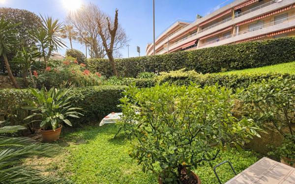 Appartement à vendre    3 pièces • 70 m2 Le Cannet