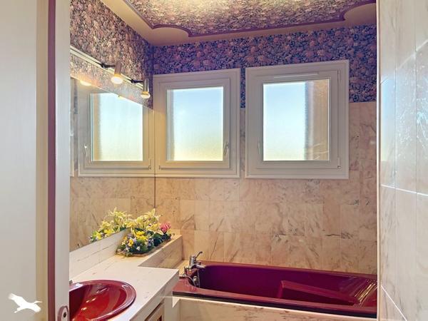 Maison 210 396 € Nersac 6 p 178 m² DPE F