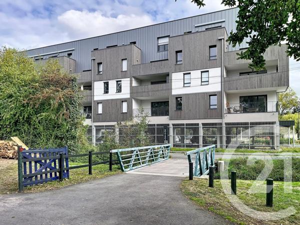 Appartement F3 à vendre  3 pièces - 66 m 2   BETTON  - 35