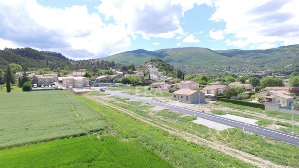 EXCLUSIVITE ERA- Terrain à vendre à Aubignosc 692m²