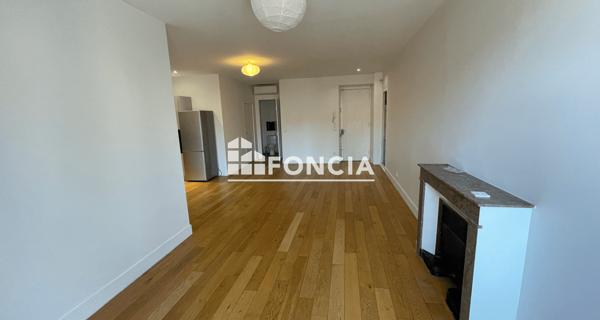 Location Appartement 3 pièces 64.84 m² - Grenoble 38000