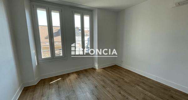 Location Appartement 3 pièces 64.84 m² - Grenoble 38000