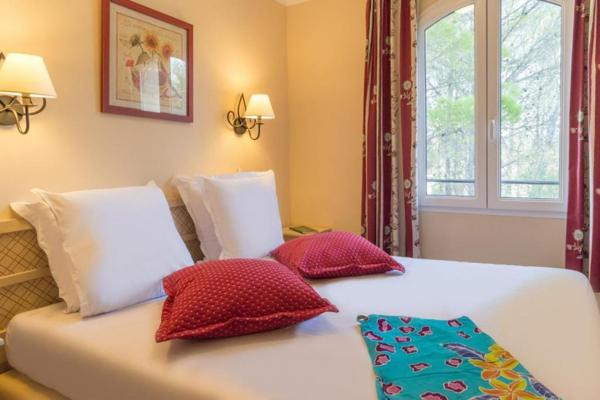 INVESTISSEMENT LOCATIF – GROSPIERRES – Résidence Tourisme Pierre & Vacances Village Le Rouret - 6,15 % de rentabilité