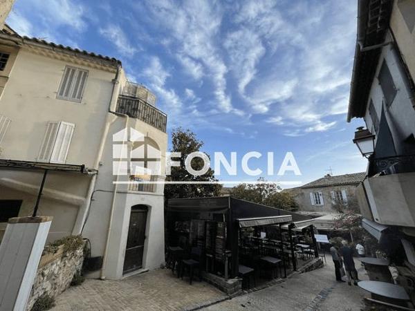 Location Appartement 2 pièces 44.85 m² - 7 RUE DROITE Le Castellet 83330