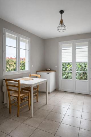 MAISON RENOVEE, AU CALME, TOUTE PROCHE COMMODITES