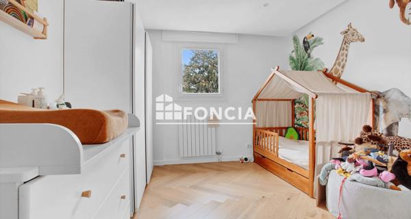 À vendre Appartement 4 pièces 82 m² - Sceaux 92330