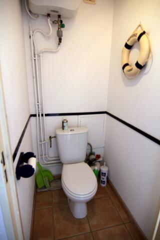 Canet-en-Roussillon (66140) 1ère LIGNE Studio Cabine de 26 m² avec terrasse de 30 m² face à la mer, avec parking aérien privatif à 200