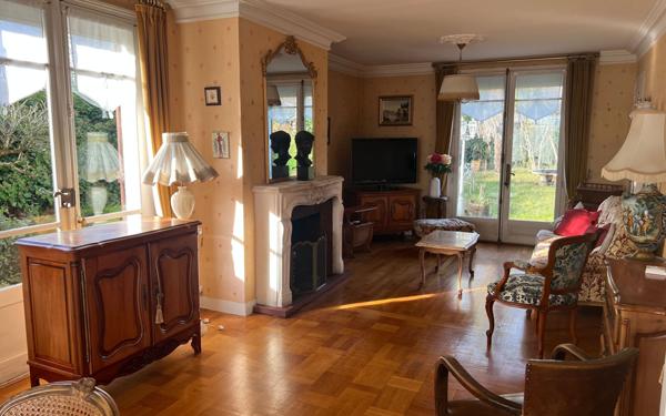 Maison à vendre    4 pièces •  Étréchy