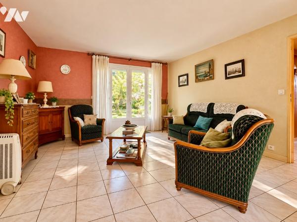 TOURS NORD - MAISON DE PLAIN-PIED - 3 CHAMBRES - GARAGE - JARDIN
Secteur Douets / Milletière