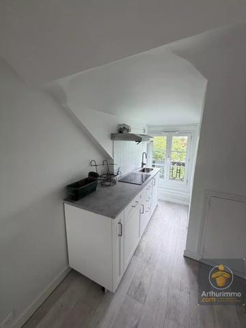 Vente                                                      Appartement
                        
                     1 pièces                      30 m2                     à Chelles