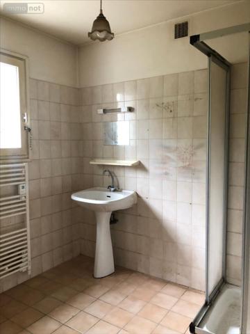 Maison individuelle à vendre à Huelgoat dans le Finistère (29690), ref : 29064-1082751