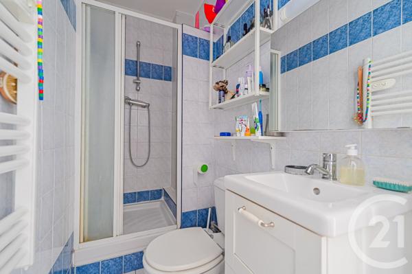 Appartement F3 à vendre  3 pièces - 52,20 m 2   PARIS  - 75013
