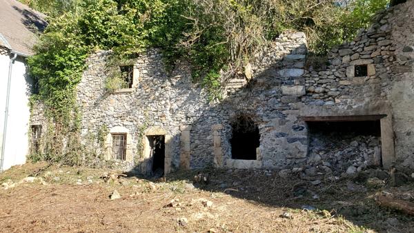 Mayres-Savel (38350) TENEMENT IMMOBILIER SUR LA COMMUNE DE MAYRES SAVEL