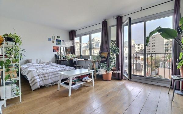 Appartement à vendre    1 pièce • 29 m2 Paris 20