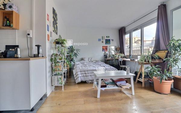 Appartement à vendre    1 pièce • 29 m2 Paris 20