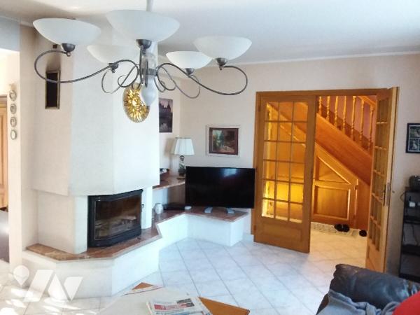 MAISON DE QUALITE PROCHE CENTRE VILLE COUR-CHEVERNY ET A 10 MNS DE BLOIS