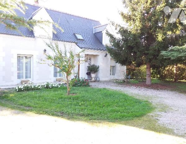 MAISON DE QUALITE PROCHE CENTRE VILLE COUR-CHEVERNY ET A 10 MNS DE BLOIS