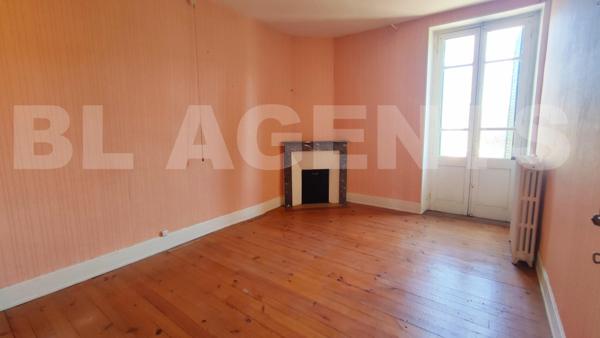 Grande Maison Familiale à St Christophe-Vallon Aveyron